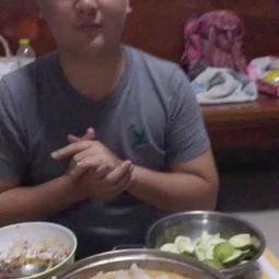 奶奶吃长方瓜视频,趣味盎然生活瞬间