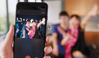 平板锁直男吃瓜视频