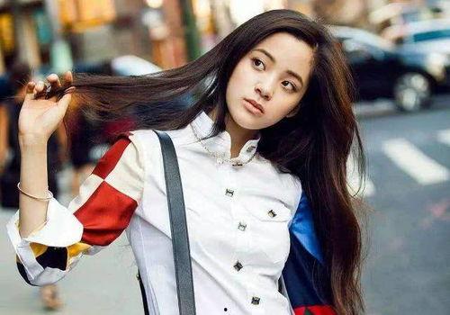 迷人小艾琳吃瓜视频,揭秘娱乐圈幕后真相