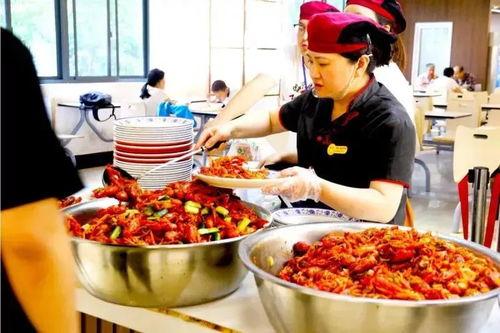 最近食堂吃瓜事件视频,揭秘校园食堂背后的惊人真相